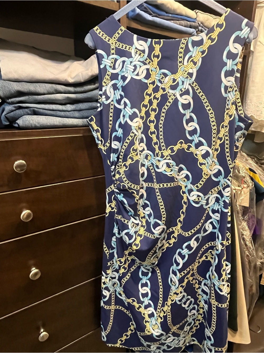 Blue Chain-Print Sleeveless Sheath Dress with Ruching at waist